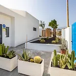 Arizona - 3-bedroom House By The Sea אל מדאנו